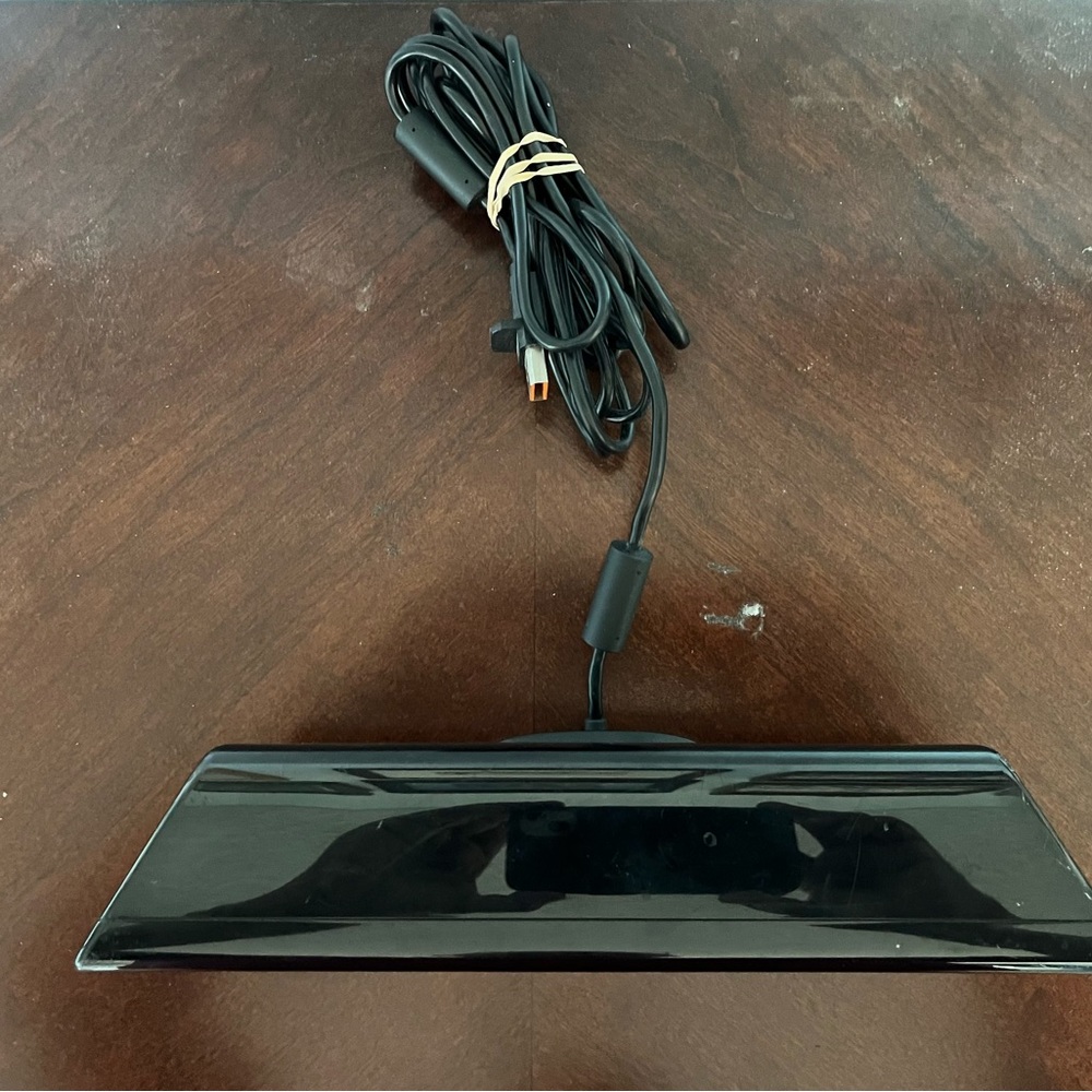 XBox 360 Kinect - Picture 2 of 3
